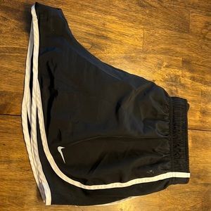 Black XL Nike women’s running shorts.
